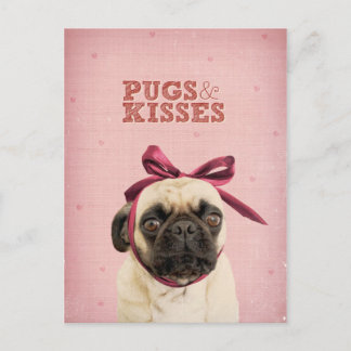 Pugs & キスby itslolathepug ポストカード