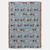 Pugs & hearts スローブランケット (正面縦)