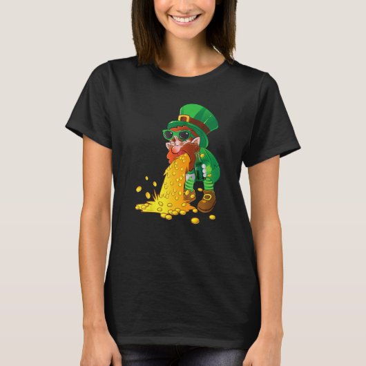 Puking Leprechaun Shirt Funny St Patrick's Day Dri Tシャツ (正面)