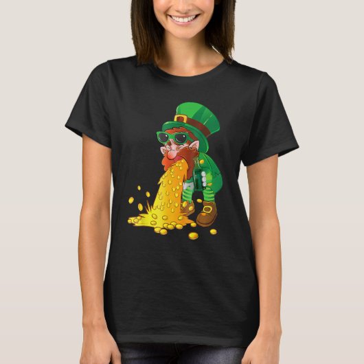 Puking Leprechaun Shirt Funny St Patrick's Day Dri Tシャツ (正面)