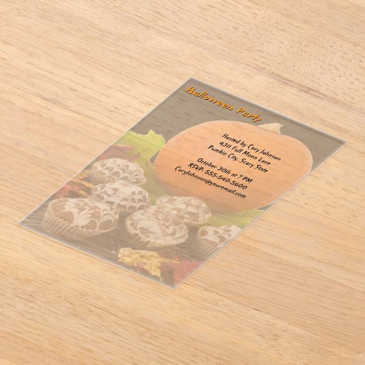 Pumpkin and Cupcakes Halloween Party アクリル招待状 (レイダウン)