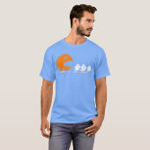 Pumpkin Chasing Ghosts Funny Jack o Lantern Hallow Tシャツ (正面フル)