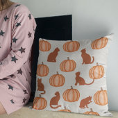 Pumpkin Purrs クッション