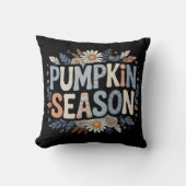 Pumpkin Season – Blue Floral Retro Coussin  クッション (正面)