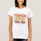 Pumpkin spice Fall season design Tシャツ (正面)