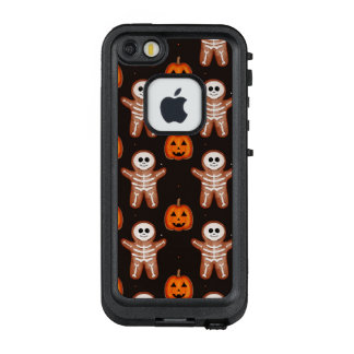 Pumpkins and Skeleton Gingerbread Halloween Design LifeProof FRÄ’ iPhone SE/5/5sケース