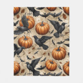 Pumpkins, Crows, and Bats Halloween Pattern フリースブランケット (正面)