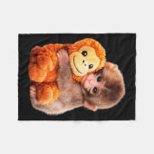 Punch baby monkey  フリースブランケット (正面(横))