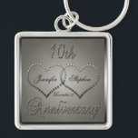 Punched Tin 10 Year Anniversary キーホルダー<br><div class="desc">The traditional gift of the 10 Year Anniversary is tin.  In keeping with that tradition,  we have created our Punched Tin Look 10th Anniversary design.  Please note that all embellishments are digitally created to appear realistic.  Personalize with your names and date.  Created by Holiday Hearts Designs.</div>