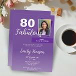 Purple 80と80th Birthday Partyの写真 招待状<br><div class="desc">パープル80と素晴らしいサプライズ80th誕生日パーティフォト招待状。写真カスタムと感動的引用文80おもしろいと素晴らしい。背景は鮮やかな紫色で、文字は白色。女の誕生日素晴らしパーティーの誕生日の招待状だ。</div>