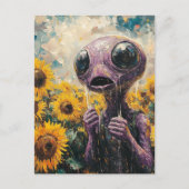 Purple Alien in a Sunflower Field ポストカード (正面)