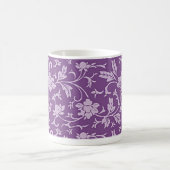 Purple and lavender floral pattern コーヒーマグカップ (中央)