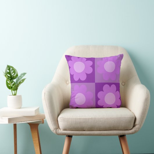 Purple and Lavender flower design pillow  クッション (椅子)