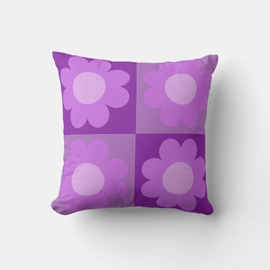 Purple and Lavender flower design pillow クッション (正面)
