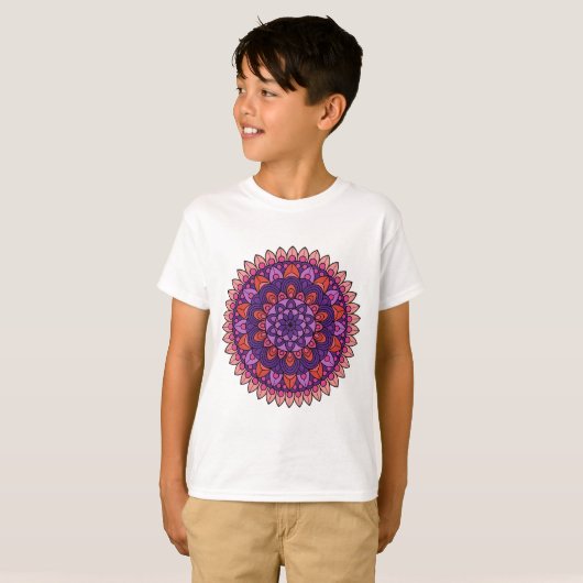 Purple and pink mandala  tシャツ (正面フル)
