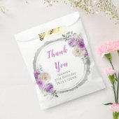 Purple and Silver Elegant Flowers Birthday フェイバーバッグ (封をした状態)