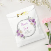 Purple and Silver Elegant Flowers Sweet Sixteen フェイバーバッグ (封をした状態)