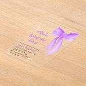 Purple Bow She's Tying the Knot Bridal Shower  アクリル招待状 (レイダウン)