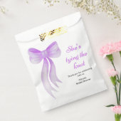 Purple Bow She's Tying the Knot Bridal Shower  フェイバーバッグ (封をした状態)