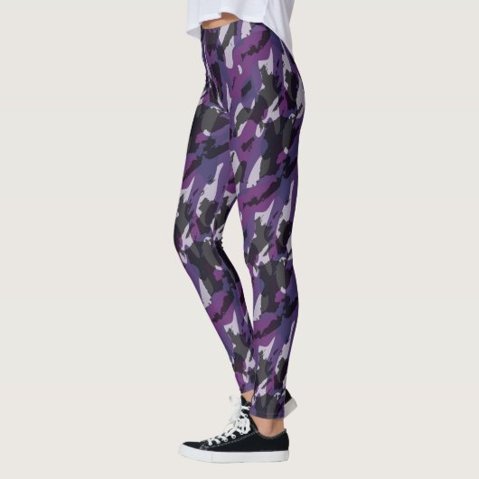 Purple Camo Abstract レギンス (左)