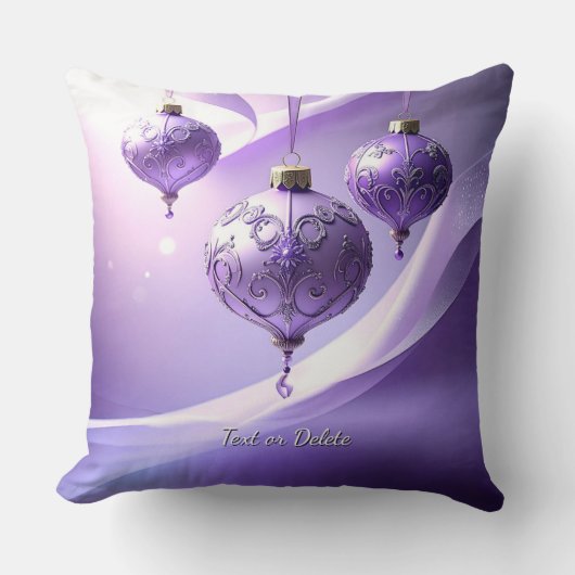 Purple Christmas Ball Holiday Throw Pillow クッション (正面)