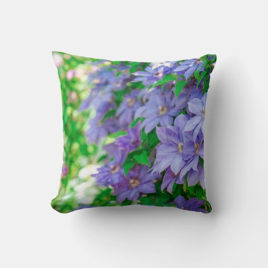 Purple Clematis flower クッション (正面)