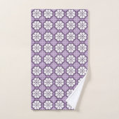 Purple colour geometric mandala pattern Towel バスタオルセット (ハンドタオル)