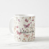 Purple Cream Butterflies Floral Believe Dreams コーヒーマグカップ (正面左)