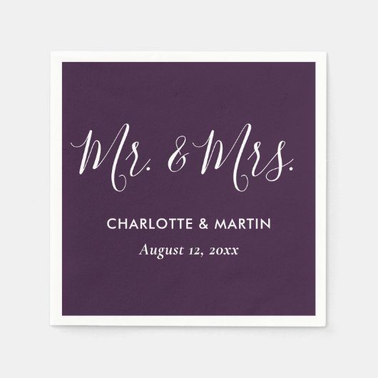 Purple Elegant Modern Script Mr. and Mrs. Wedding スタンダードカクテルナプキン (正面)