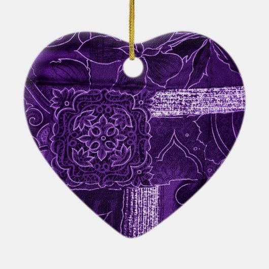 Purple Floral Patchwork Fabric セラミックオーナメント (裏面)