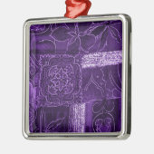 Purple Floral Patchwork Fabric メタルオーナメント (左)