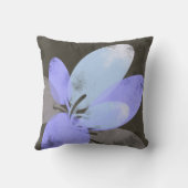 Purple Flower Accent Pillow – Modern Floral Art Cu クッション (裏面)