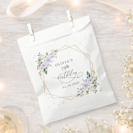 Purple Flowers, White Flowers, Greenery, Birthday フェイバーバッグ (クリップ留めされた状態)