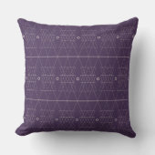 Purple Geometric Triangles Couch Pillow クッション (正面)