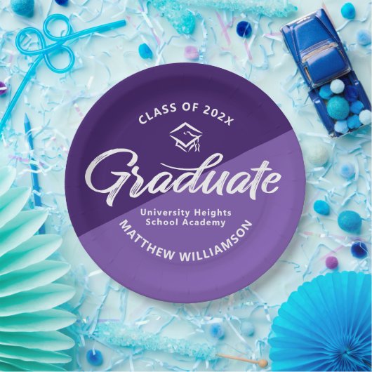 Purple Graduation Bold Retro Script Cap Icon ペーパープレート (パーティー)