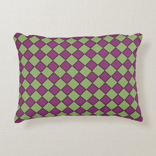 Purple Green Checker Diamond Pattern アクセントクッション (正面)