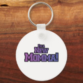 Purple I'm a NewママTシャツとギフト キーホルダー (正面)