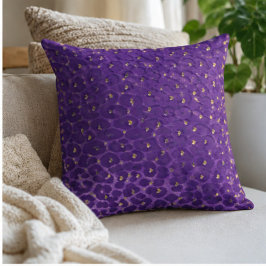 Purple Leopard Print Pattern with Gold Hearts クッション