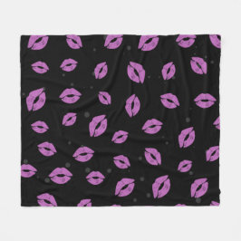 Purple Lipstick Kisses on Black Background Pattern フリースブランケット