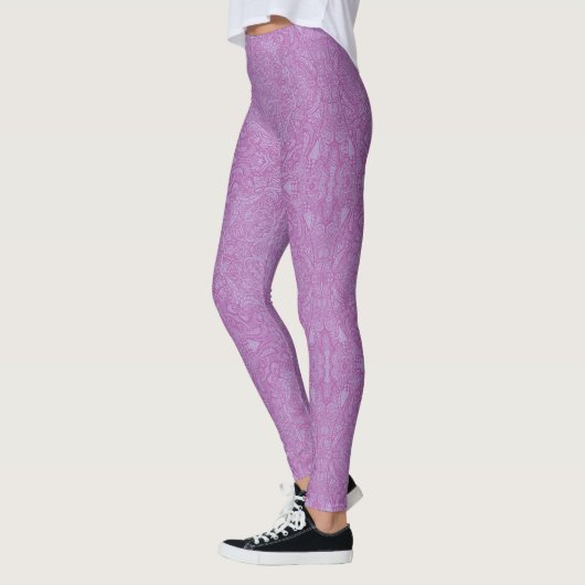 Purple Medallion Leggings レギンス (左)