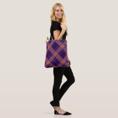 PURPLE ORANGE BLACK GREEN HALLOWEEN PLAID PATTERN トートバッグ (モデル)