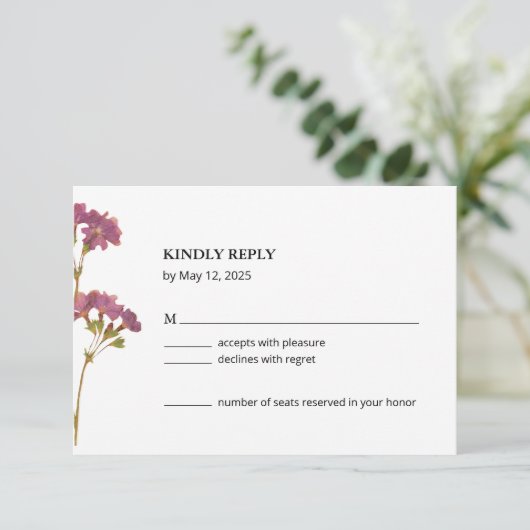 Purple Petunia Floral Wedding RSVP Card (スタンド正面)