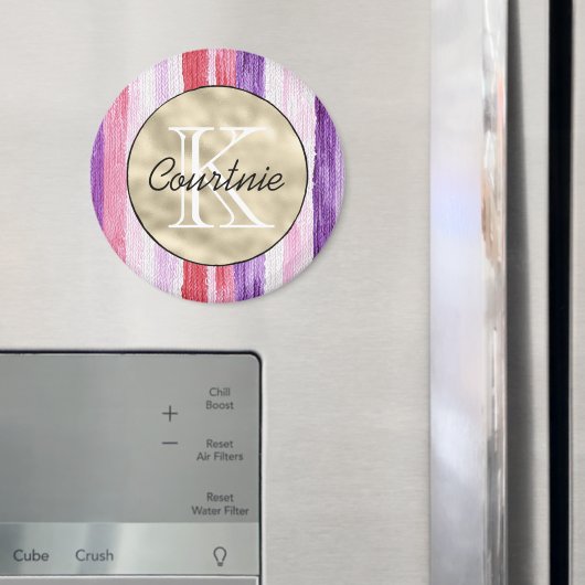 Purple Pink Blush Red Stripes Gold Monogram      マグネット (インサイチュ (冷蔵庫))