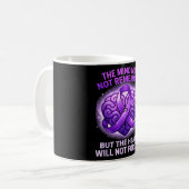Purple ribbon the mind may not remember alzheimers コーヒーマグカップ (正面左)