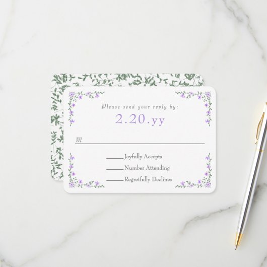 Purple Rose Vine Border Wedding RSVP Card (正面/裏面インサイチュ)