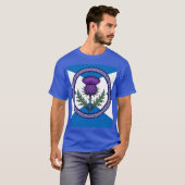 Purple Thistle and Saltire Framed by Celtic  Tシャツ (正面フル)