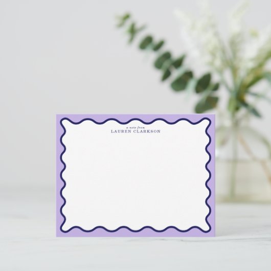 Purple Wavy Frame Note Card with Striped Back 招待状 (スタンド正面)