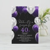 Purple White Balloons Modern 40th Birthday Party 招待状 (スタンド正面)