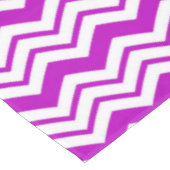 Purple White Chevron Zigzag Pattern Design  テーブルクロス (アングル)