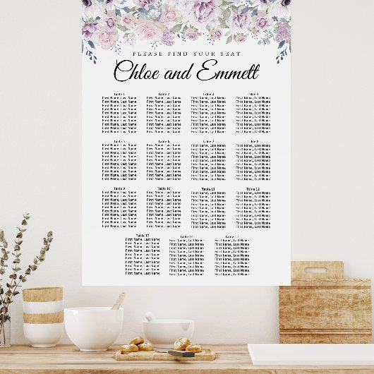 Purple White Floral 15-Table Wedding Seating Chart ポスター (キッチン)